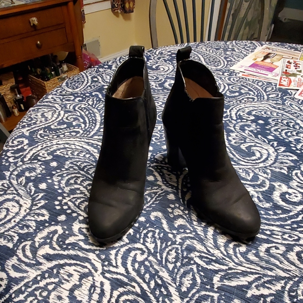 Michael Kors leather suede distressed booties